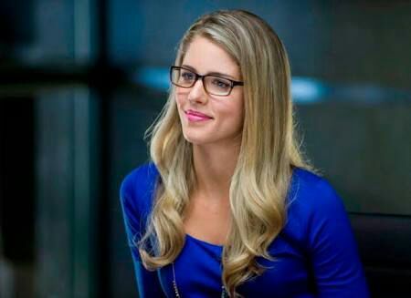 amino-Felicity Smoak 💻-99544c9b