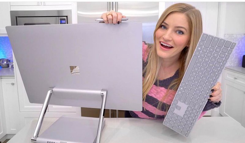 amino-IJustine- Fan-b4a878ec